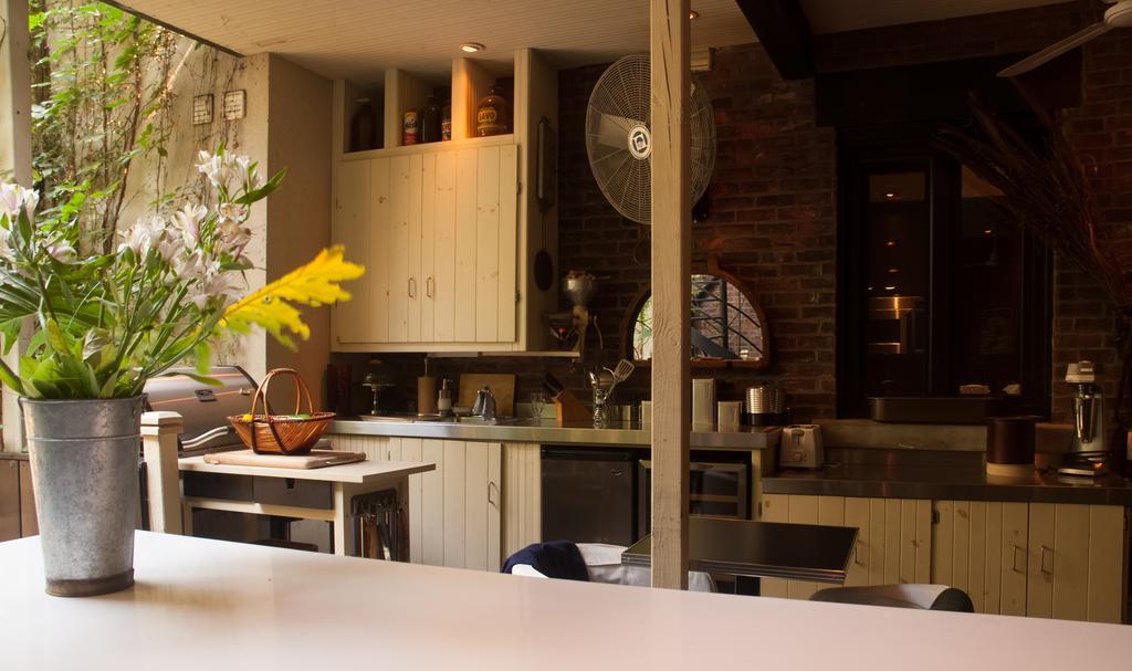 Sir Montcalm Gite B&B Montreal Exterior photo