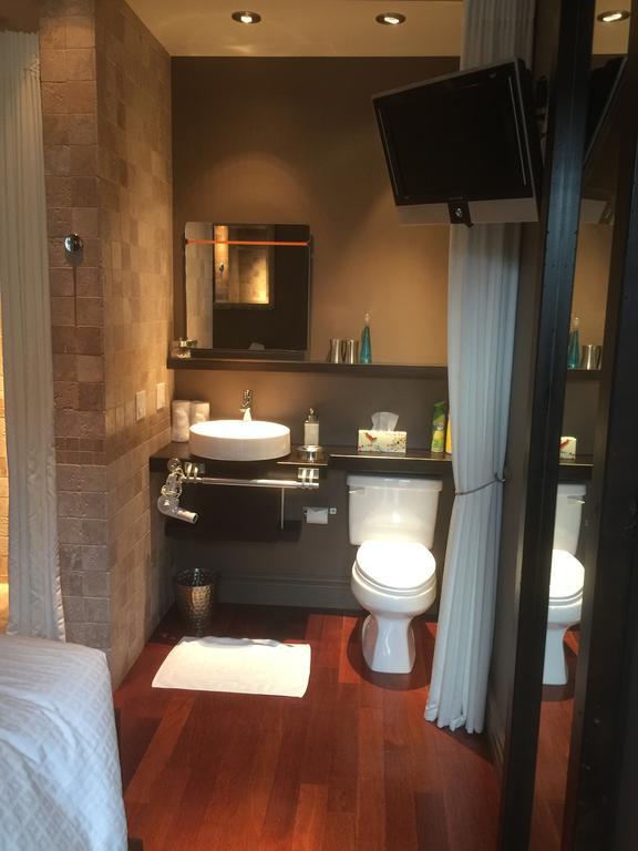 Sir Montcalm Gite B&B Montreal Exterior photo